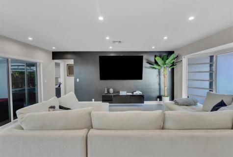 755 S Rainbow Drive Hollywood FL 33021