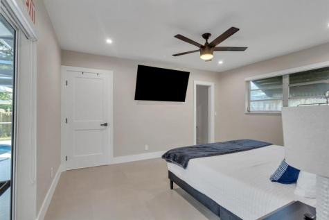 755 S Rainbow Drive Hollywood FL 33021