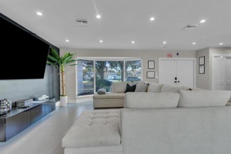 755 S Rainbow Drive Hollywood FL 33021