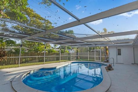 755 S Rainbow Drive Hollywood FL 33021