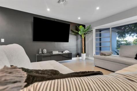 755 S Rainbow Drive Hollywood FL 33021