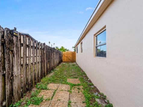 21200 NE 12th Court Miami FL 33179