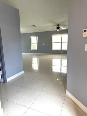 4925 NW 54th Avenue Coconut Creek FL 33073