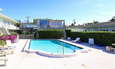2250 Bay Drive Miami Beach FL 33141