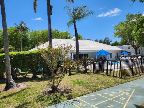 6281 Bay Club Drive Fort Lauderdale FL 33308