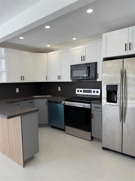 1054-1058 SW 2nd Street Hallandale Beach FL 33009