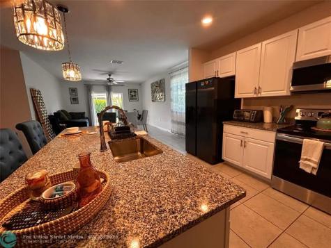 1522 SE Flintlock Road Saint Lucie West FL 34952