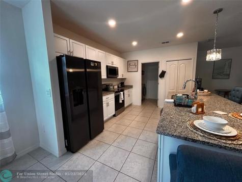 1522 SE Flintlock Road Saint Lucie West FL 34952