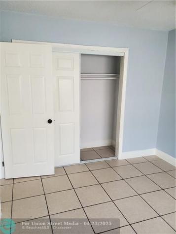 1876 NW 52nd Avenue Lauderhill FL 33313
