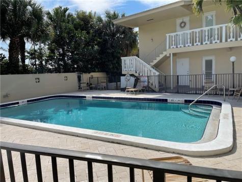 2110 NE 39th Street Fort Lauderdale FL 33308