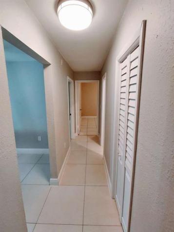 313 SE 4th Terrace Dania Beach FL 33004