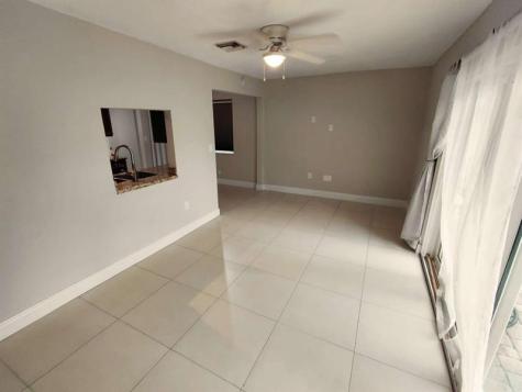 313 SE 4th Terrace Dania Beach FL 33004