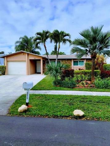 313 SE 4th Terrace Dania Beach FL 33004
