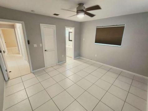 313 SE 4th Terrace Dania Beach FL 33004