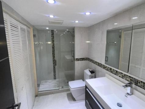 19707 Turnberry Way Miami FL 33180