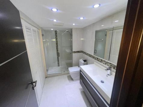 19707 Turnberry Way Miami FL 33180