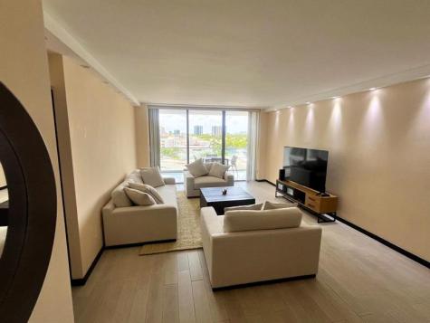 19707 Turnberry Way Miami FL 33180