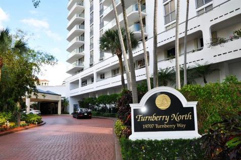 19707 Turnberry Way Miami FL 33180