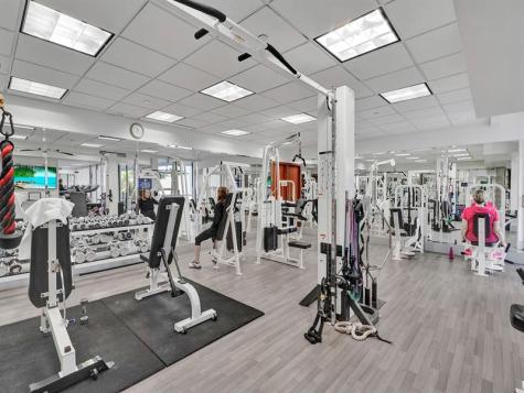 19707 Turnberry Way Miami FL 33180