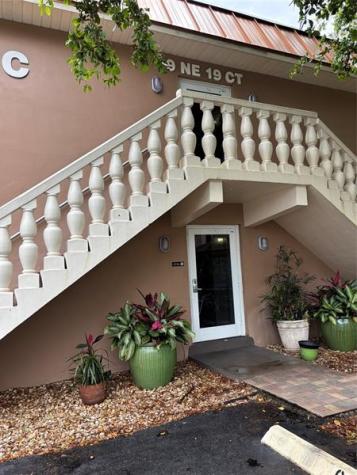 9 NE 19th Court Wilton Manors FL 33305