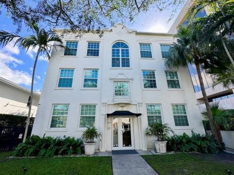 130 Antiquera Avenue Coral Gables FL 33134