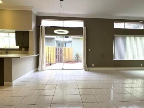 10110 NW 5th Street Plantation FL 33324
