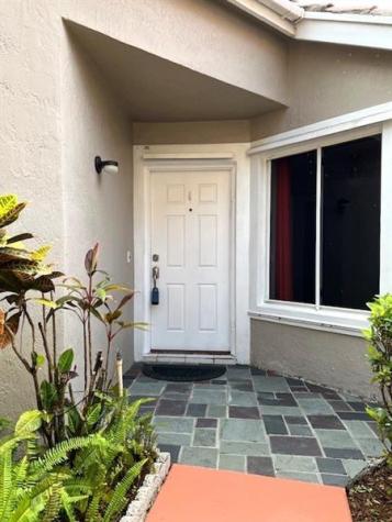 10110 NW 5th Street Plantation FL 33324