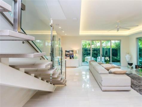 240 Shore Court Lauderdale By The Sea FL 33308