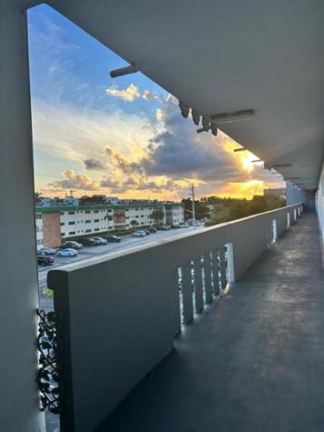 1445 Atlantic Shores Boulevard #406 Hallandale Beach FL 33009