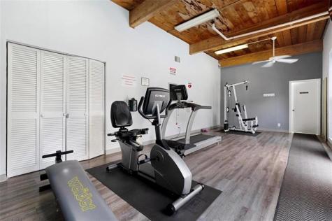 1445 Atlantic Shores Boulevard #406 Hallandale Beach FL 33009