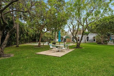 1445 Atlantic Shores Boulevard #406 Hallandale Beach FL 33009