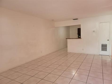 410 SW 11th Avenue Hallandale Beach FL 33009