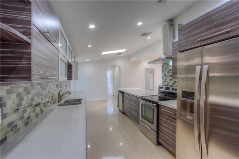 2493 Andros Lane Fort Lauderdale FL 33312
