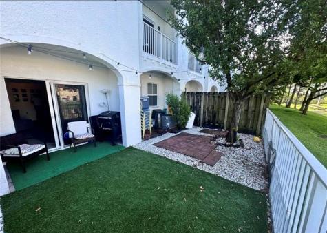 8650 NW 97th Avenue Doral FL 33178