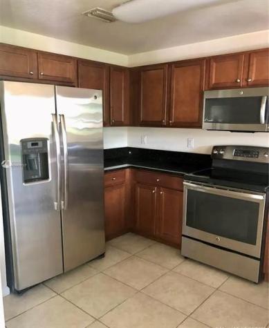 8650 NW 97th Avenue Doral FL 33178