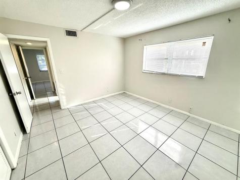 3880 Woodside Drive Coral Springs FL 33065