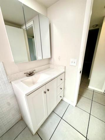 3880 Woodside Drive Coral Springs FL 33065