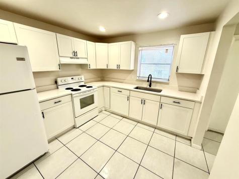 3880 Woodside Drive Coral Springs FL 33065