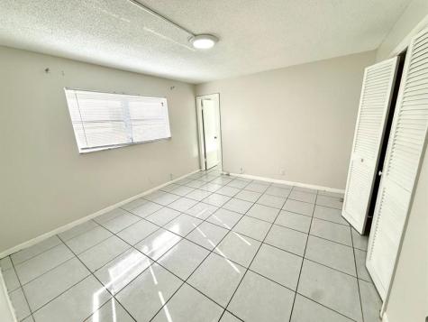3880 Woodside Drive Coral Springs FL 33065