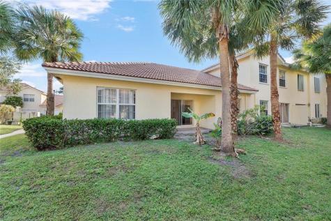 1253 NW 27th Avenue Pompano Beach FL 33069