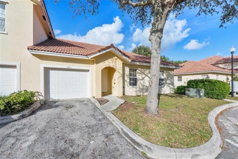 1253 NW 27th Avenue Pompano Beach FL 33069