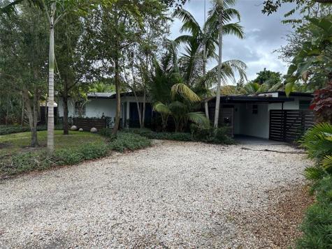 720 NE 17th Court Fort Lauderdale FL 33305