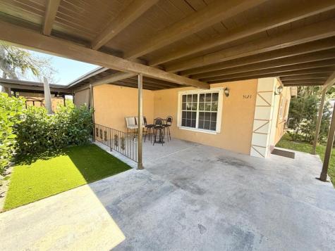 5121 SW 40th Avenue Dania Beach FL 33314