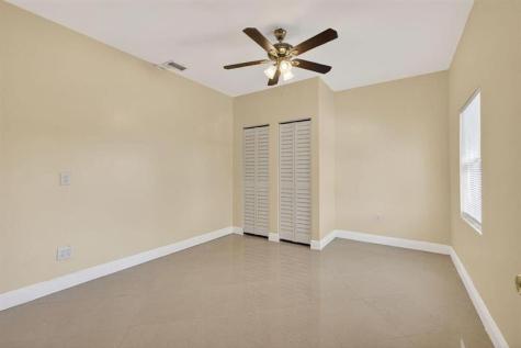 5423 Garden Avenue West Palm Beach FL 33405
