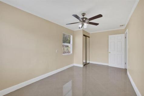 5423 Garden Avenue West Palm Beach FL 33405