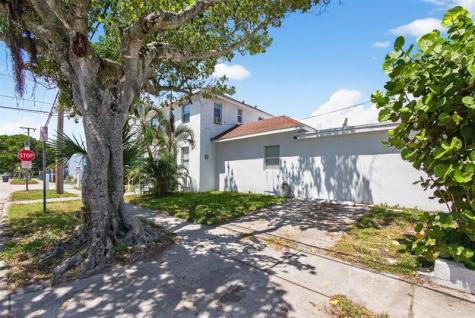 5423 Garden Avenue West Palm Beach FL 33405