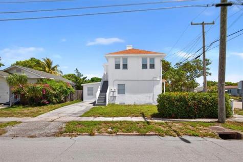 5423 Garden Avenue West Palm Beach FL 33405