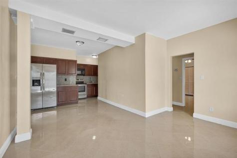 5423 Garden Avenue West Palm Beach FL 33405
