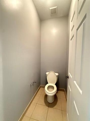 2851 W Prospect Road Tamarac FL 33309
