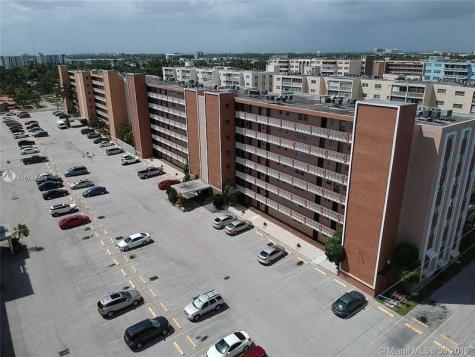 301 NE 14th Avenue Hallandale Beach FL 33009